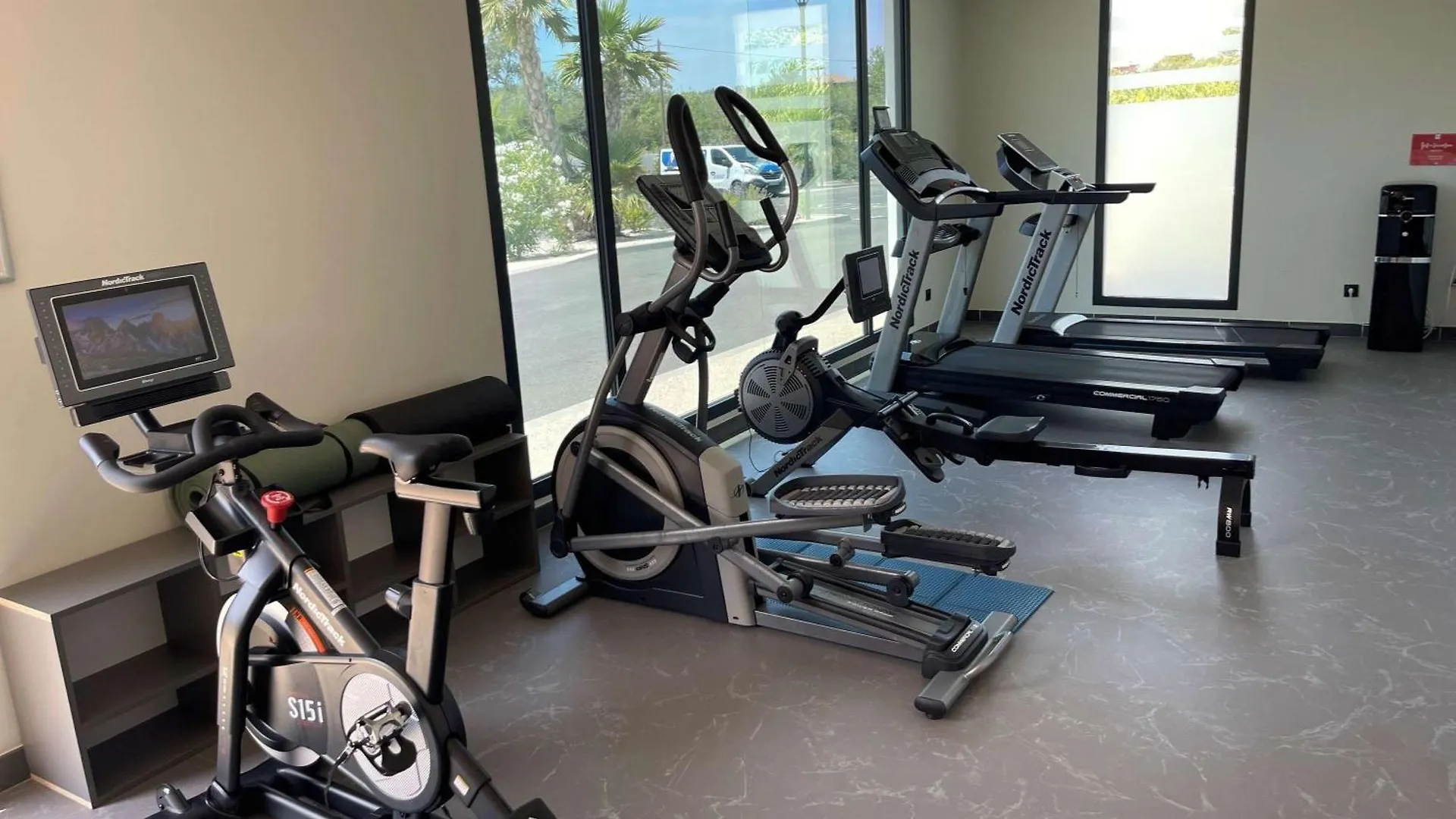 Hotel Ibis Marseille Marignane Technopole Francia